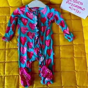 Posh Peanut Queen of hearts